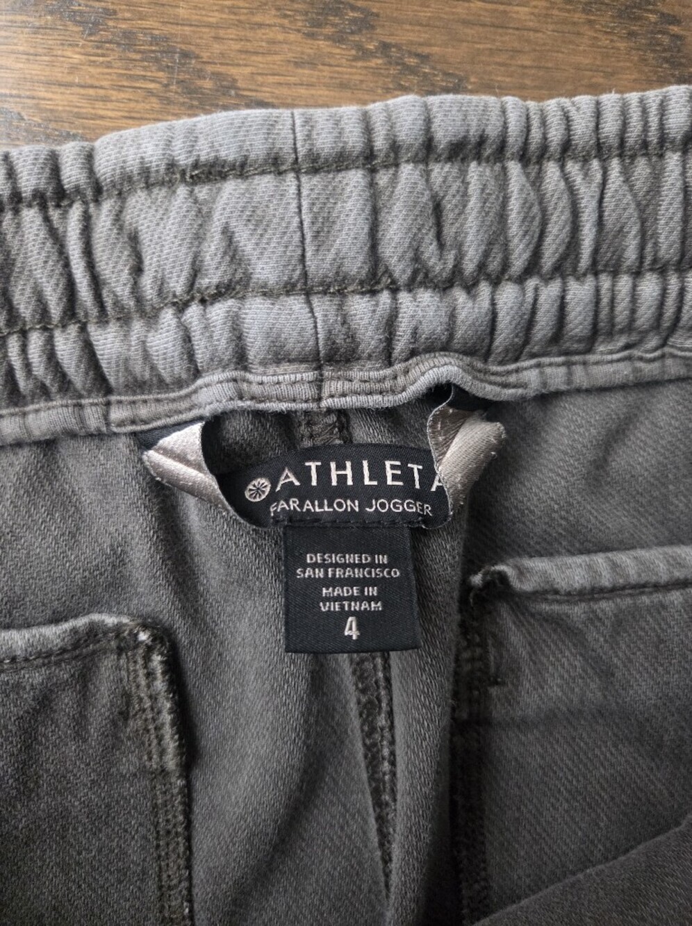 Athleta Women's Gray Drawstring Jogger Pants Sz.4 - Picture 3 of 9
